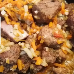 porc braisé aux petits légumes